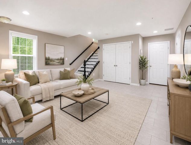 8170 VILLAGGIO, Millersville, MD 21108