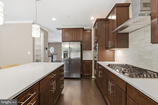 8170 VILLAGGIO, Millersville, MD 21108
