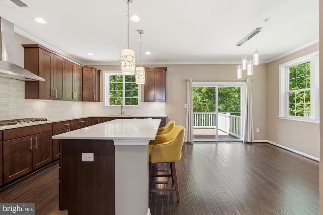8170 VILLAGGIO, Millersville, MD 21108