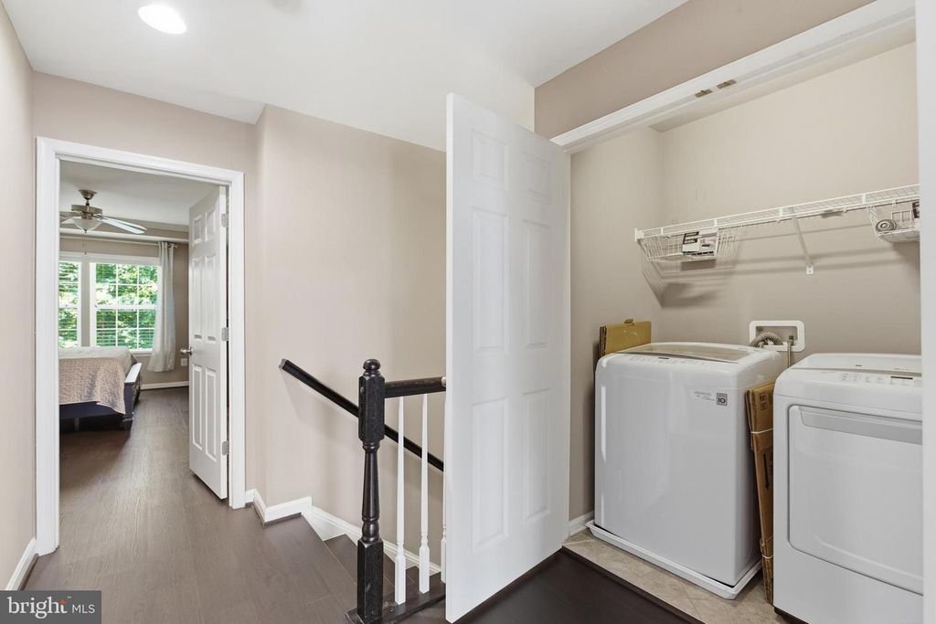 Image 24 of property listing at 8170 VILLAGGIO, Millersville, MD 21108
