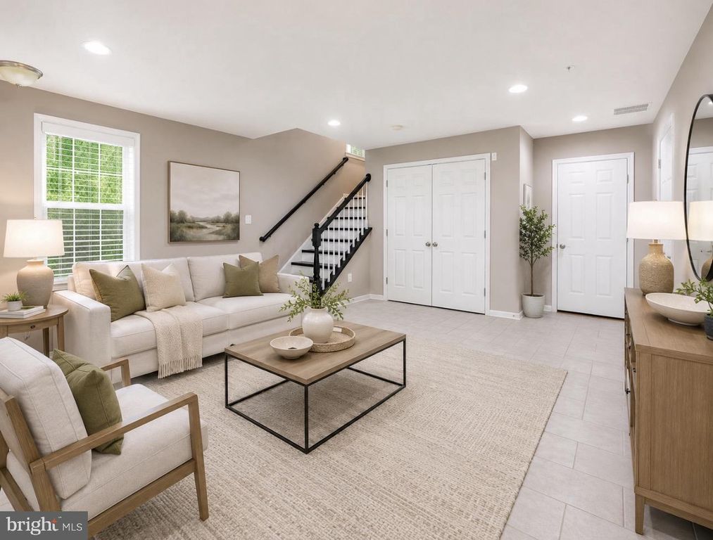 Image 35 of property listing at 8170 VILLAGGIO, Millersville, MD 21108