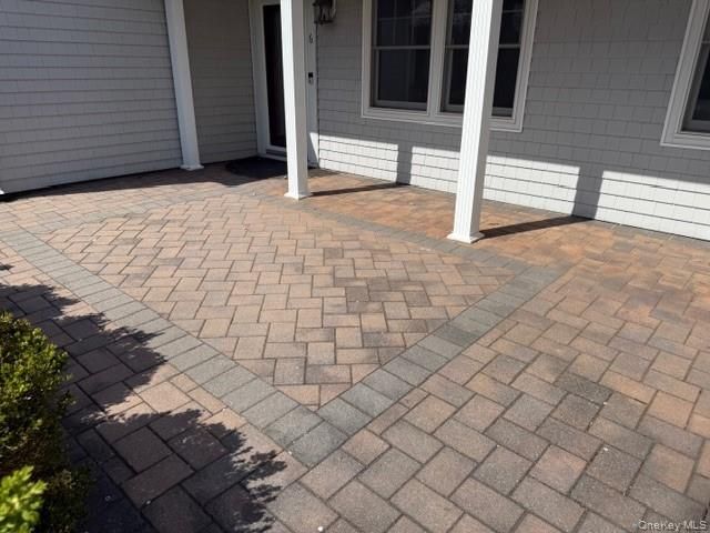6 Hillview Court, Commack, NY 11725