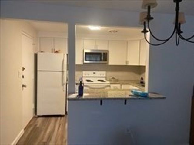 A1 Colonial Drive 5, Andover, MA 01810