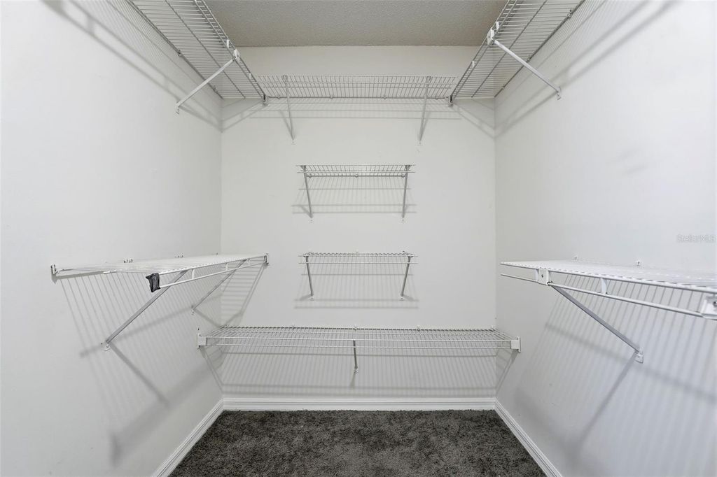 Image 20 of property listing at 248 STERLING ROSE COURT, Apopka, FL 32703