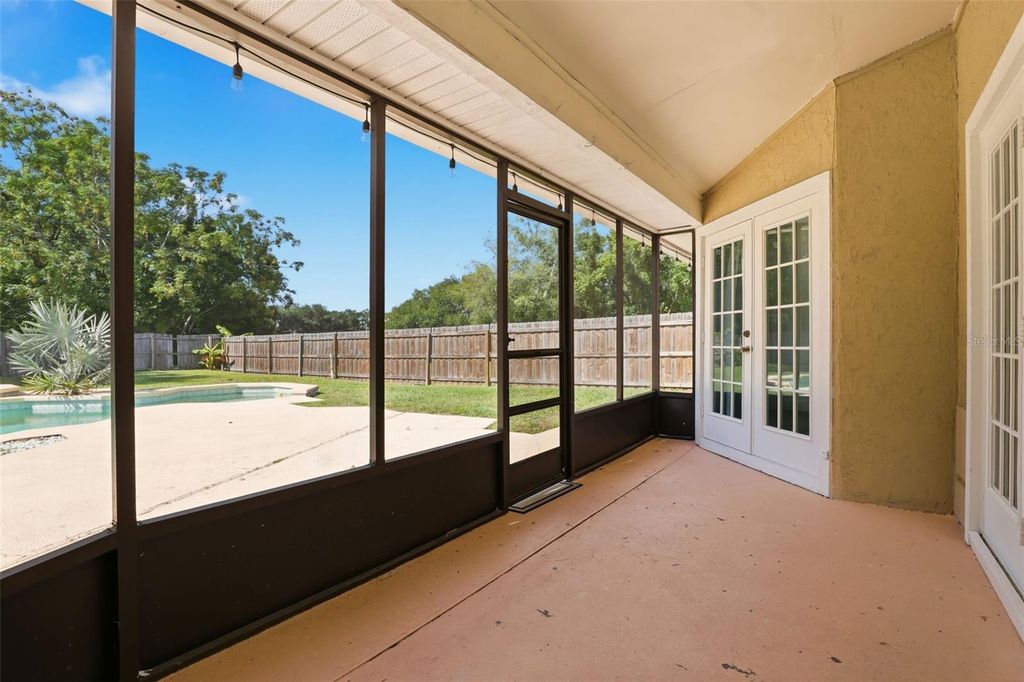 Image 25 of property listing at 248 STERLING ROSE COURT, Apopka, FL 32703