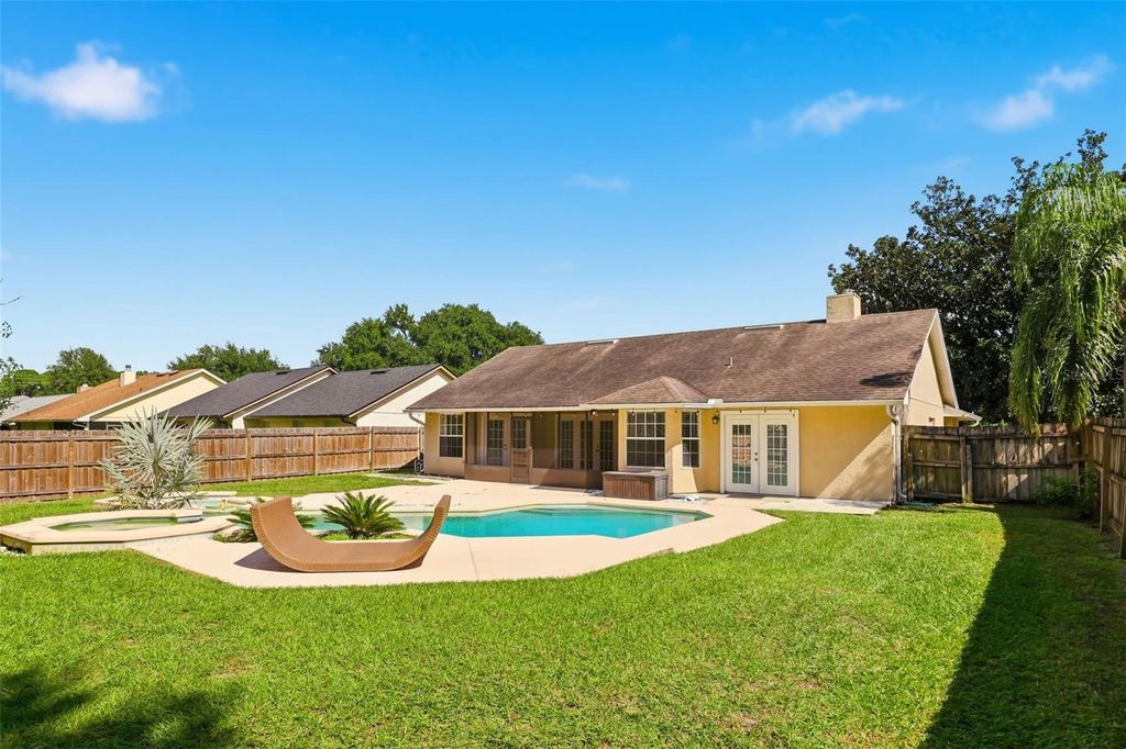 Image 31 of property listing at 248 STERLING ROSE COURT, Apopka, FL 32703