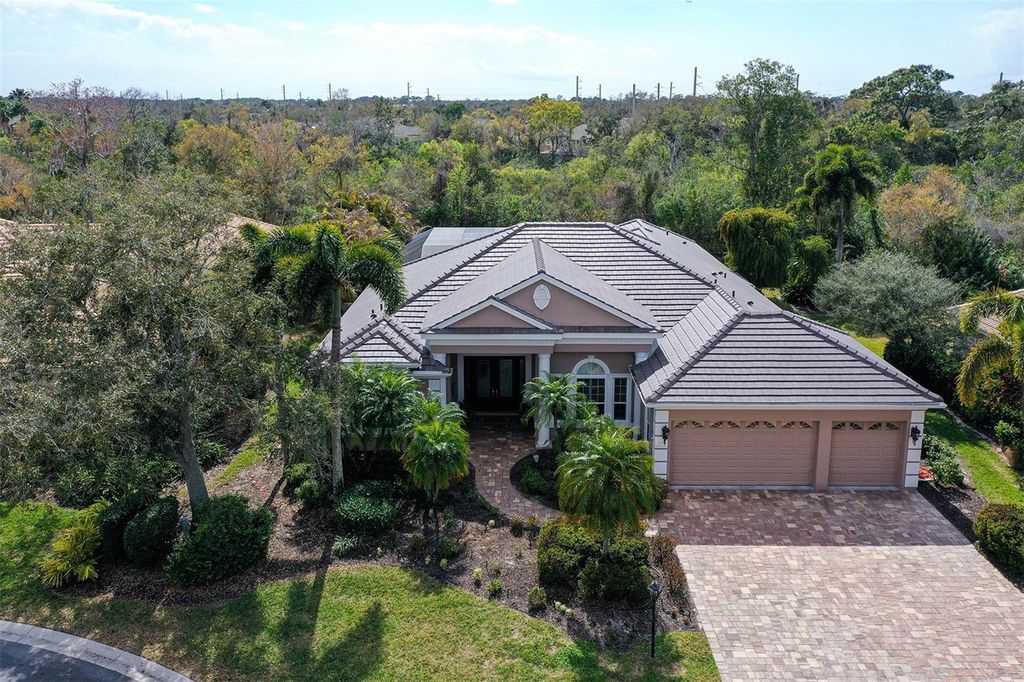 Image 1 of property listing at 7310 CHATSWORTH COURT, University Park, FL 34201