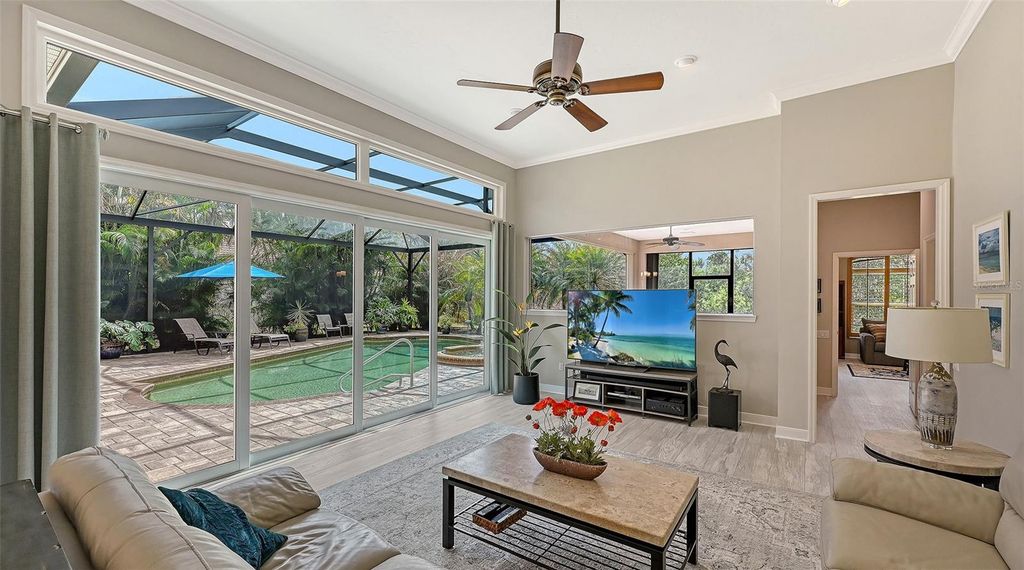 Image 18 of property listing at 7310 CHATSWORTH COURT, University Park, FL 34201