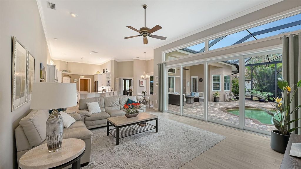 Image 19 of property listing at 7310 CHATSWORTH COURT, University Park, FL 34201