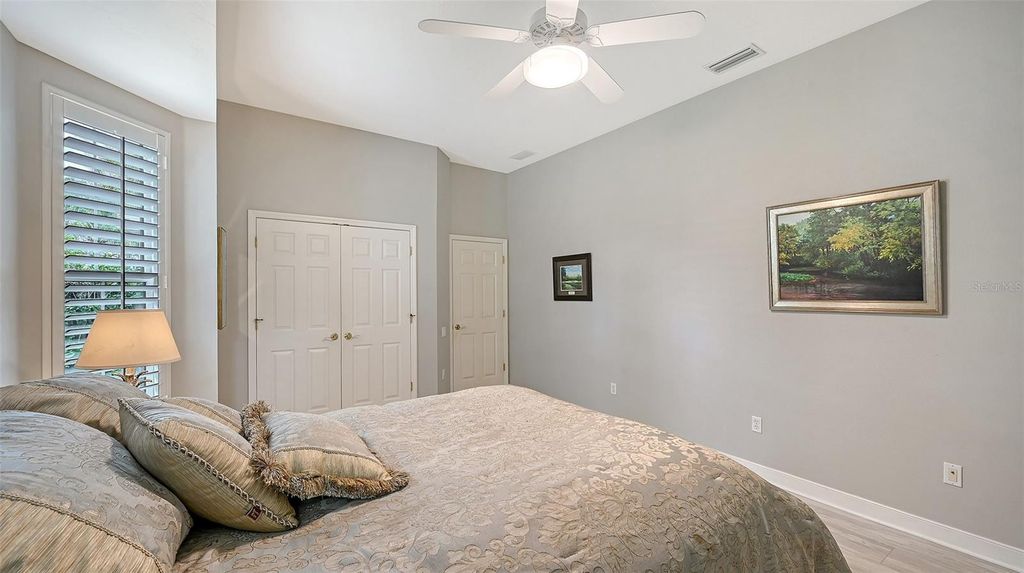 Image 28 of property listing at 7310 CHATSWORTH COURT, University Park, FL 34201