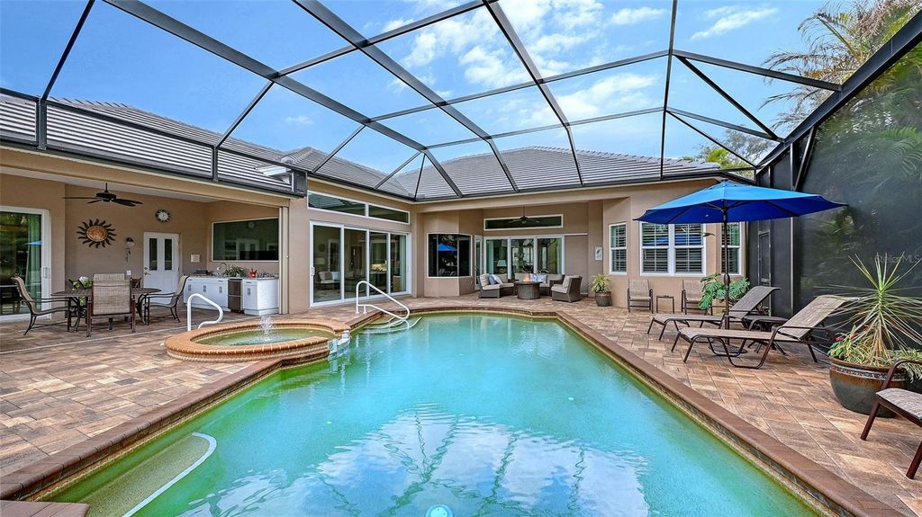 Image 44 of property listing at 7310 CHATSWORTH COURT, University Park, FL 34201