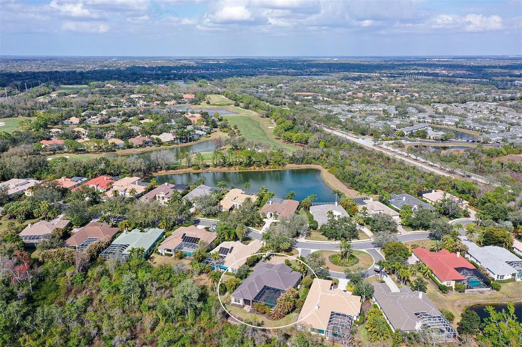 Image 51 of property listing at 7310 CHATSWORTH COURT, University Park, FL 34201