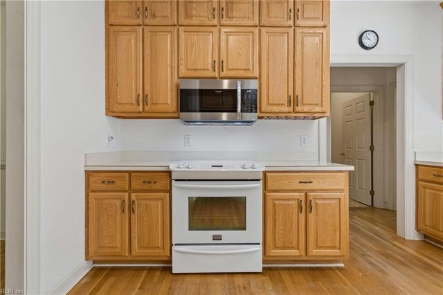 26 Riding PATH, Hampton, VA 23669