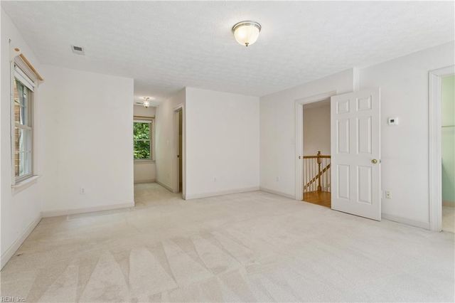 26 Riding PATH, Hampton, VA 23669