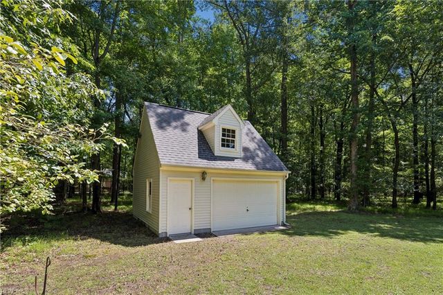 26 Riding PATH, Hampton, VA 23669