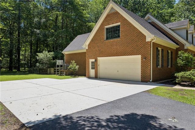 26 Riding PATH, Hampton, VA 23669