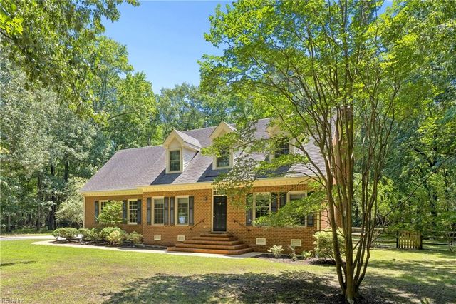 26 Riding PATH, Hampton, VA 23669