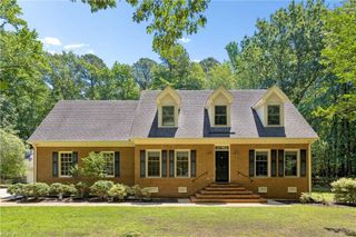 26 Riding PATH, Hampton, VA 23669