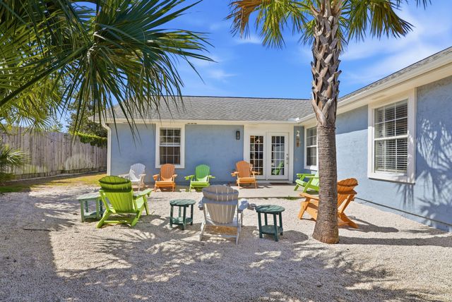 3507 Treasure Circle, Panama City Beach, FL 32408