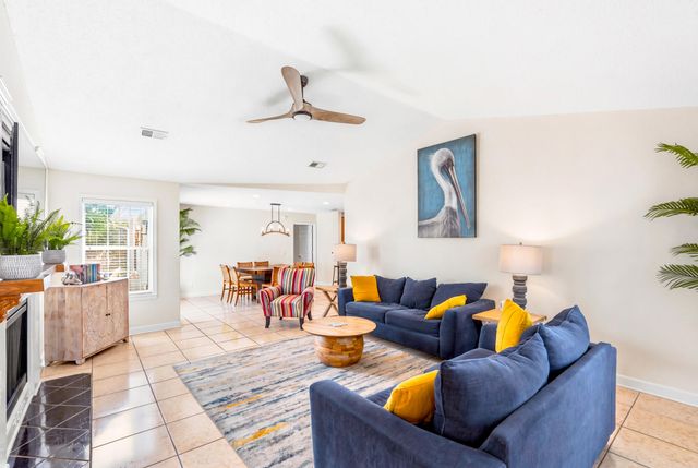 3507 Treasure Circle, Panama City Beach, FL 32408