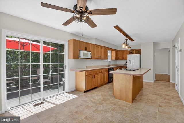 12557 CATALINA DR, Lusby, MD 20657