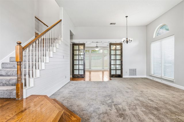 6808 Greenleaf Drive, North Richland Hills, TX 76182