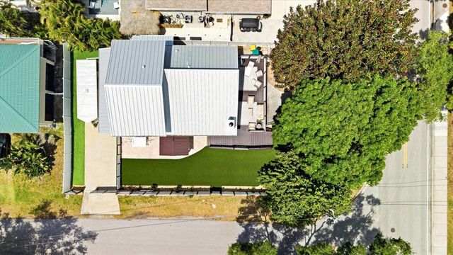 13400 74TH AVENUE, Seminole, FL 33776