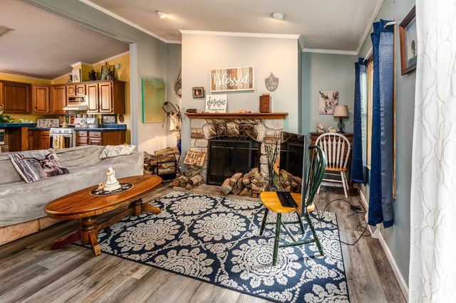 375 Lakota Way, Carbondale, IL 62902