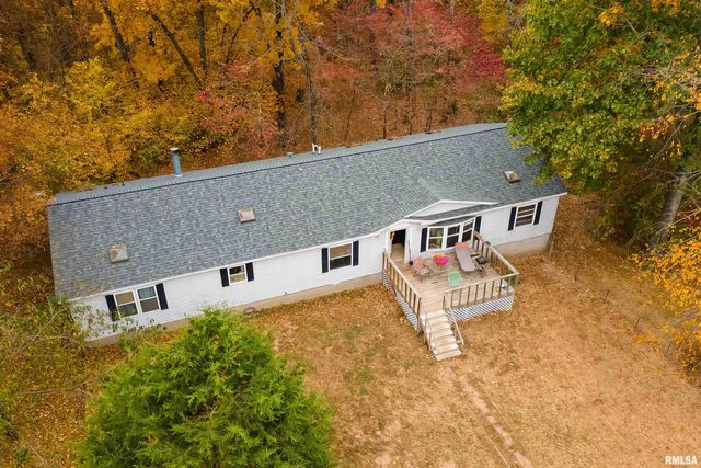 375 Lakota Way, Carbondale, IL 62902