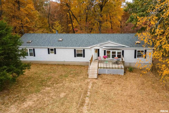 375 Lakota Way, Carbondale, IL 62902