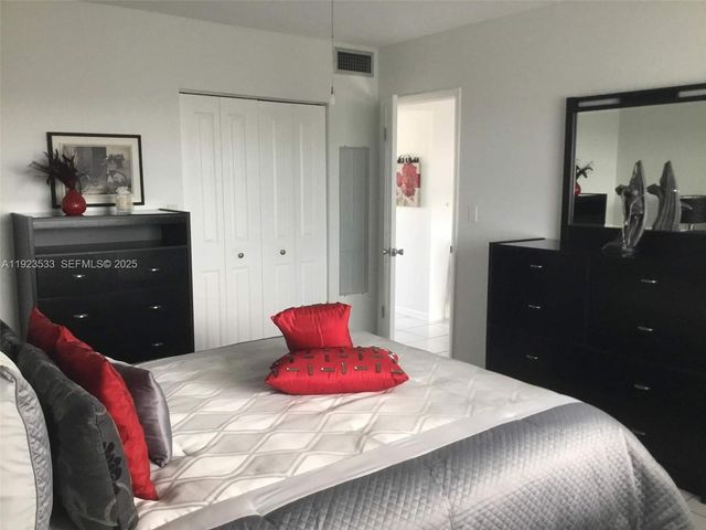 4341 NW 16th St 308, Lauderhill, FL 33313