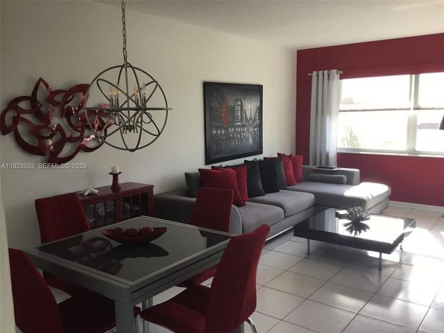 4341 NW 16th St 308, Lauderhill, FL 33313