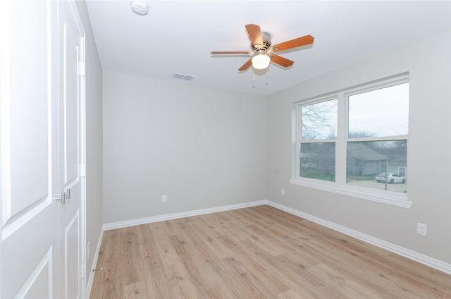 317 N Burdette Avenue, Sherman, TX 75090