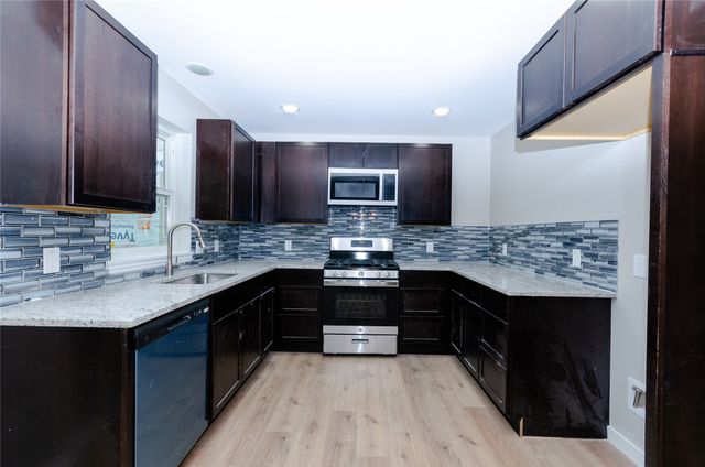 317 N Burdette Avenue, Sherman, TX 75090