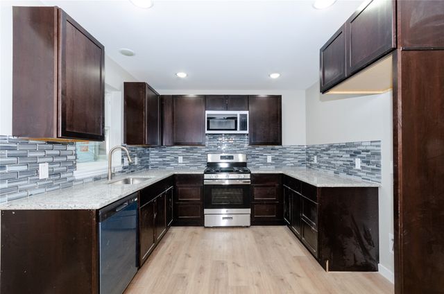 317 N Burdette Avenue, Sherman, TX 75090