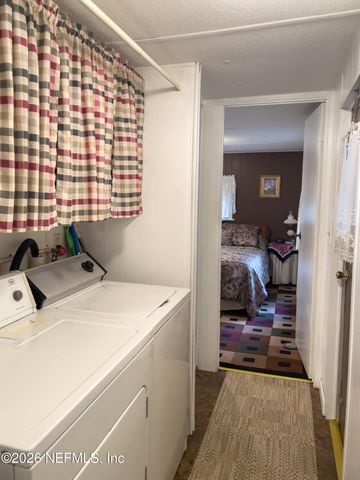 108 DOUGLAS Street, Crescent City, FL 32112