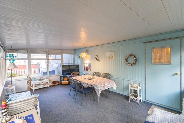 108 DOUGLAS Street, Crescent City, FL 32112