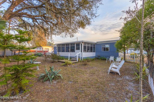 108 DOUGLAS Street, Crescent City, FL 32112