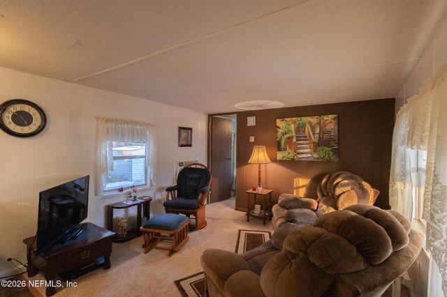 108 DOUGLAS Street, Crescent City, FL 32112