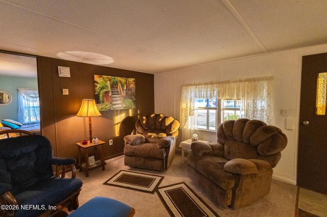 108 DOUGLAS Street, Crescent City, FL 32112