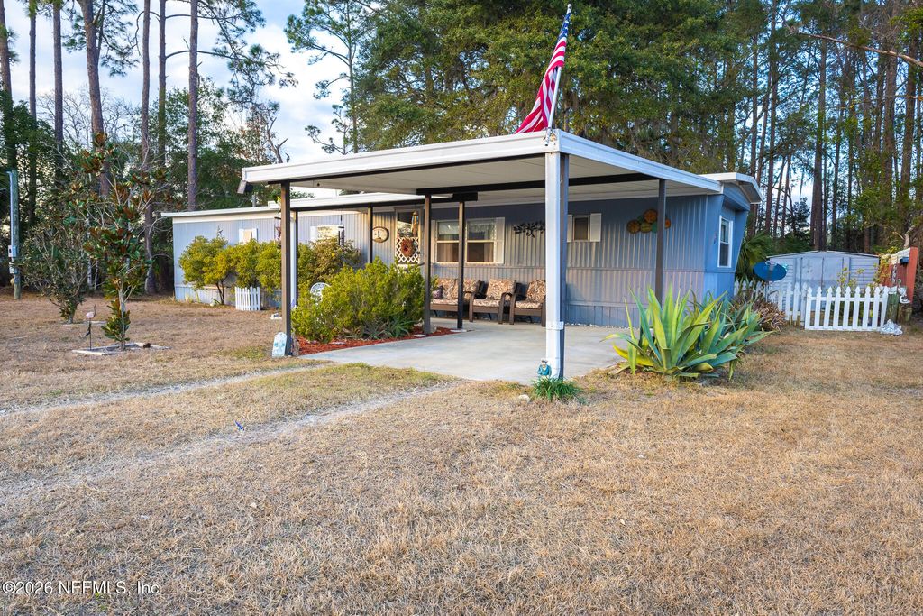 108 DOUGLAS Street, Crescent City, FL 32112