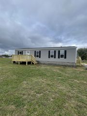 10 McNabb lane, Lafayette, TN 37083