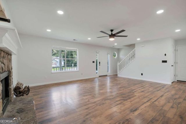 2055 Amberly Glen Way, Dacula, GA 30019