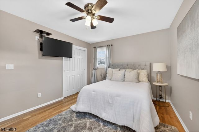 16 Devonshire Ter, Mount Olive Twp., NJ 07836