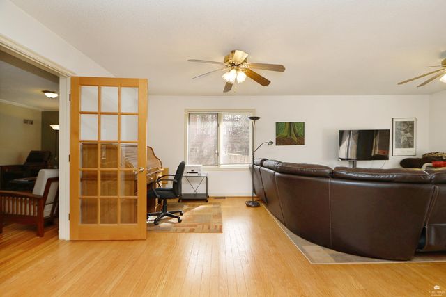 222 S Delaware, Manhattan, KS 66502