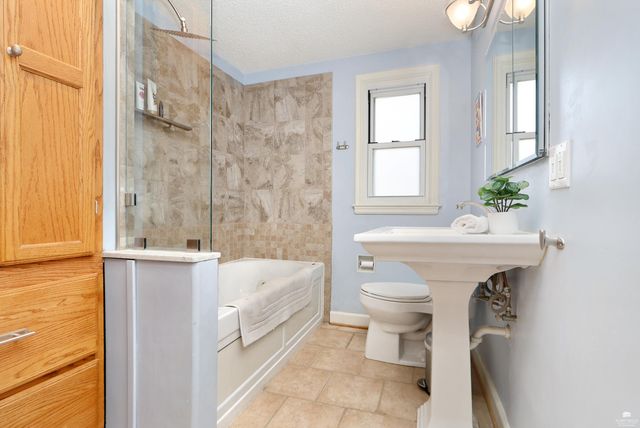 222 S Delaware, Manhattan, KS 66502