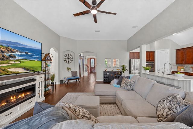 28903 Gooseberry, San Antonio, TX 78260