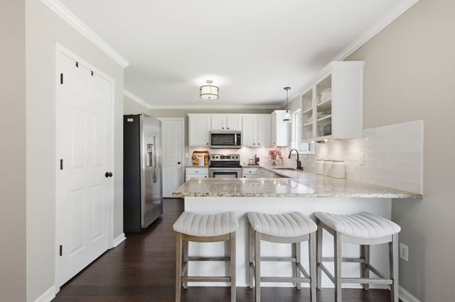 2923 Burtonwood Dr, Spring Hill, TN 37174
