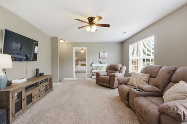 2923 Burtonwood Dr, Spring Hill, TN 37174