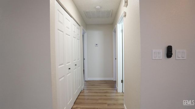 2004 Ocean View Drive, Bakersfield, CA 93307